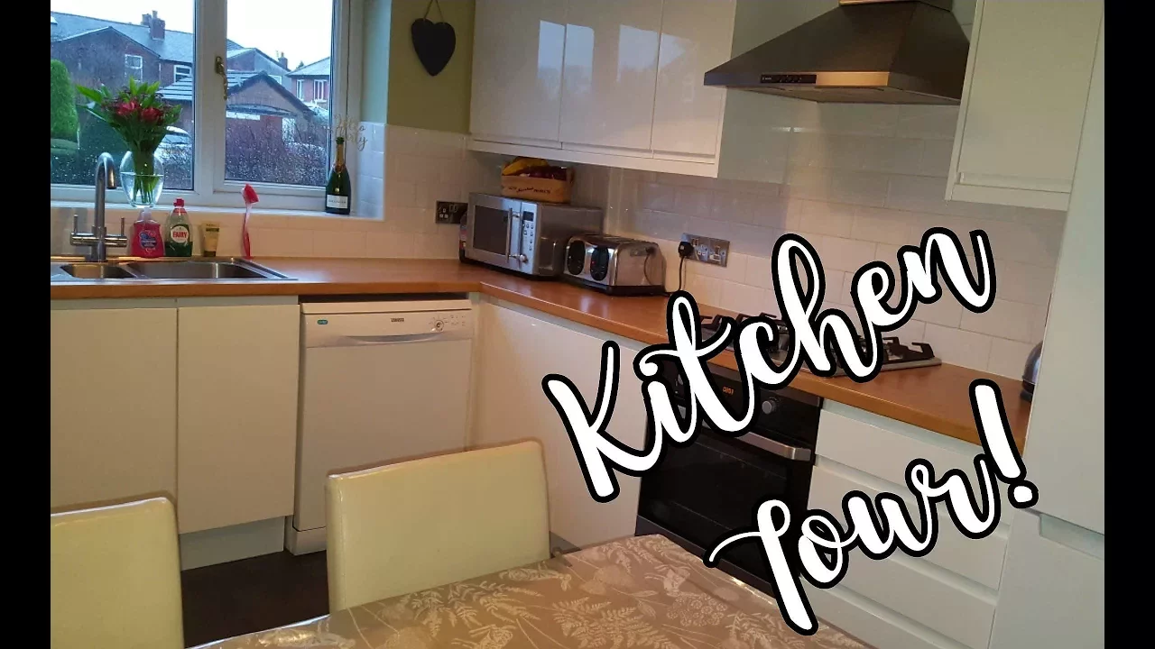 Kitchen Tour!