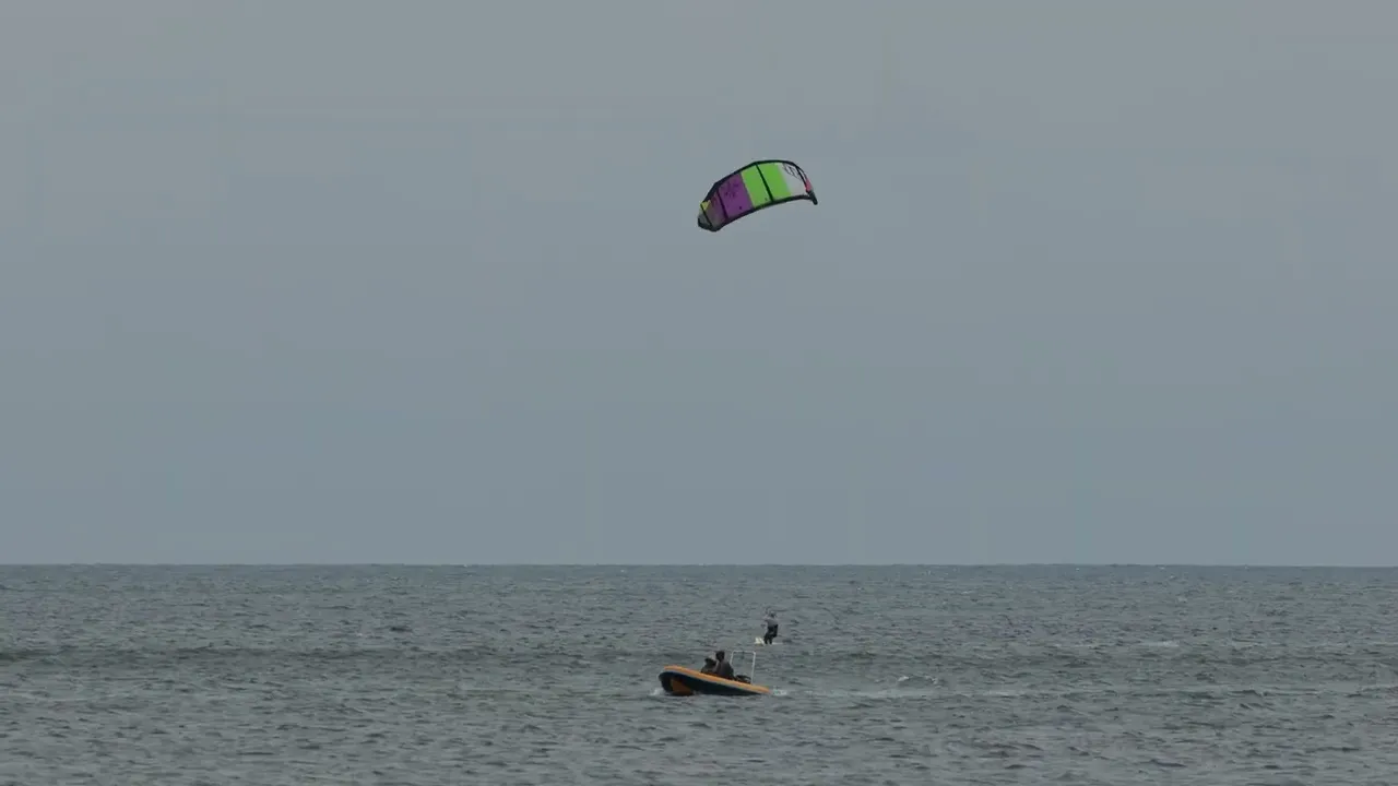 Bali Sanur Kite Surfing 02.28