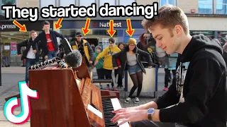 i played tiktok songs on piano in public