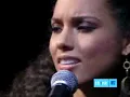 Alicia Keys - Superwoman Live @ Apollo
