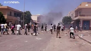 ما يحدث ف تطاوين الرخ لا     دندنها