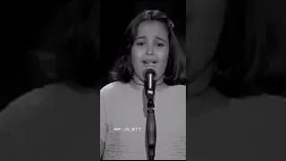 واغاني الحبيبي وفين حبيبي ماليش حبايب ياعيني انا ونصيبي     دندنها