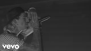 The Neighbourhood - Cinnamon (Official Lyric Video)