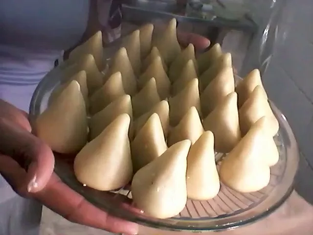 COXINHA QUE NÃO PRECISA EMPANAR