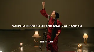 mitty zasia yang lain boleh hilang asal kau jangan live acoustic u0026 choir 