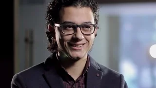 حكاية مصطفى عاطف دندنها