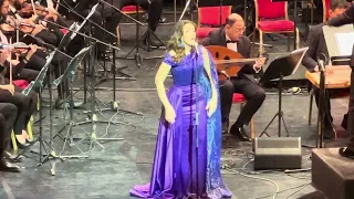 كنا نتلاقي حفل الست فيروز الحان وكلمات الرحباني بصوت الاميرة أميرة أحمد 