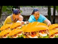 Download Lagu Homemade Burgers \u0026 Sauce With Bella | Easy Bread Recipe | Ly Thi Ca