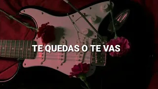 Download Te quedas o te vas- Adrihán Cárdenas MP3