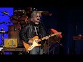 Download Lagu Maneater (Live At Sydney) - HALL AND OATES