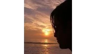 يا عديم الاحساس خساره فيك حبي دندنها