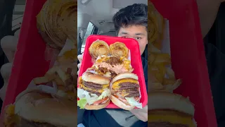in-n-out is just so good esp them peppers