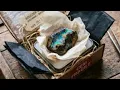 Unboxing A 1 6 kg Australian Boulder With Opal In It