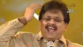 Download Saththam Illaatha Thanimai Kettaen Song by S.P.Balasubrahmanyam Sir | SPB Tamil Concert MP3