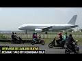 Lagu Berasa di Jalan Raya, Nonton Pesawat Terbang saat Take Off dan Landing di Bandara Adi Soemarmo Solo