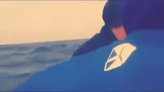 الشاب نصرو الغربة قلبي يبكي على بلادي                                       دندنها