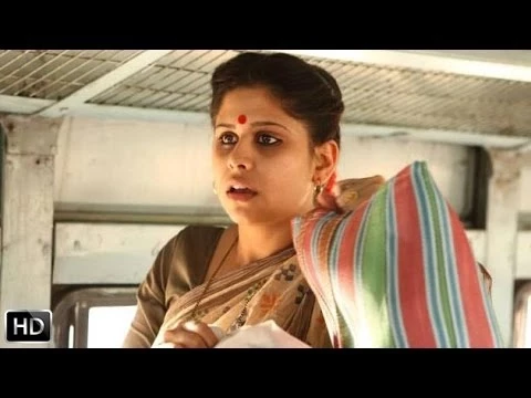 "POSTCARD" - Marathi Movie Trailer - Sai Tamhankar, Girish Kulkarni