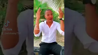 حاسس بموتي الله قلي التوبه لو مت بكره متذكروش العيباه  حاسس بموتي الله قلي التوبه لو مت بكره متذكروش العيباه
