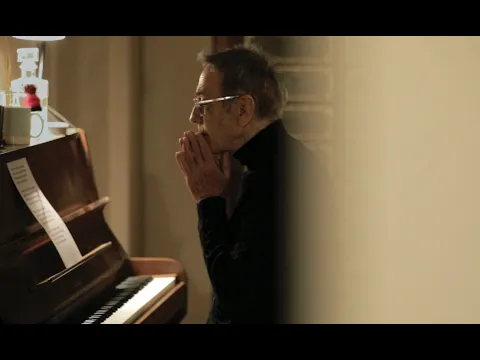 Alain Chamfort - La Grâce (Clip Officiel) - YouTube thumbnail