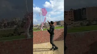 تحدي اطير الطياره الورقيه في اقل من ثانيه اليماني صقر 