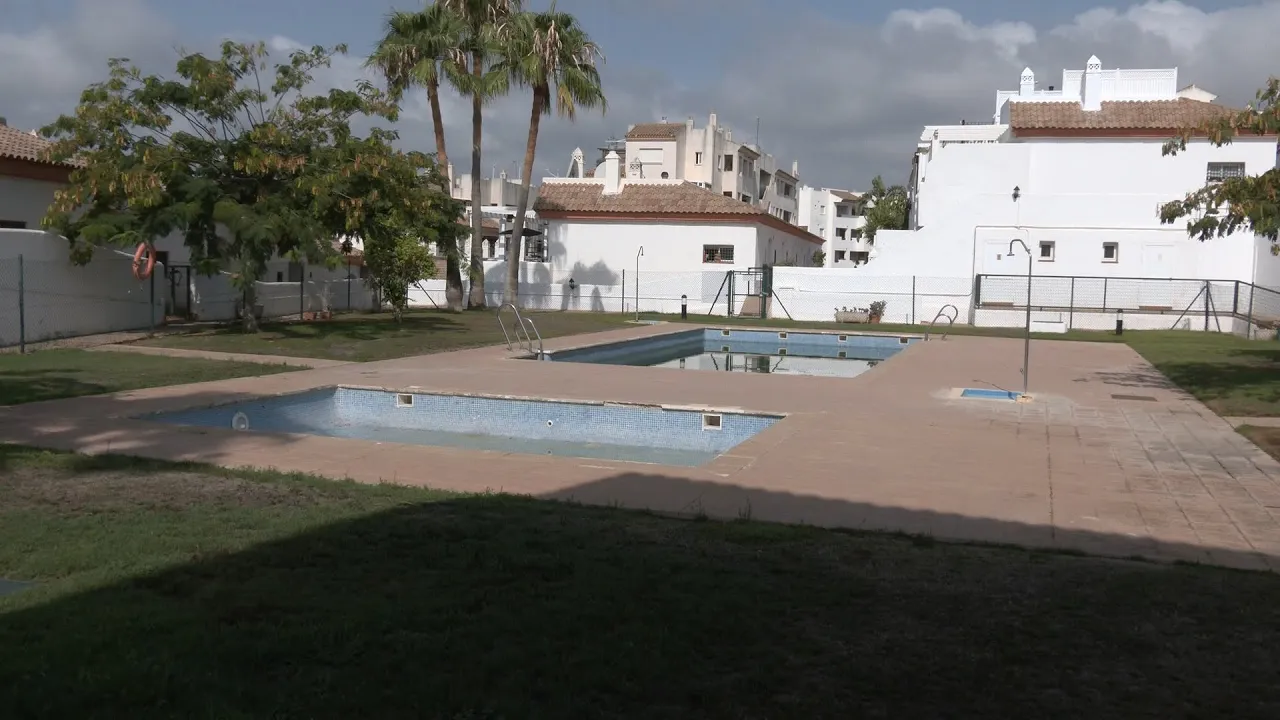 Reunión en alcaldía sobre Royal Manilva