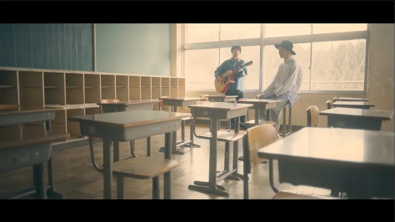 桜を歌った明るい雰囲気の曲。春らしさを感じられる名曲
