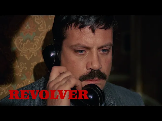 REVOLVER 