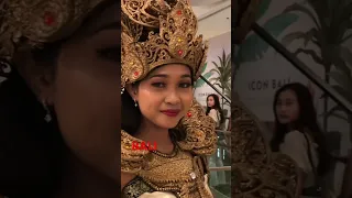 Amazing contrasts in Bali