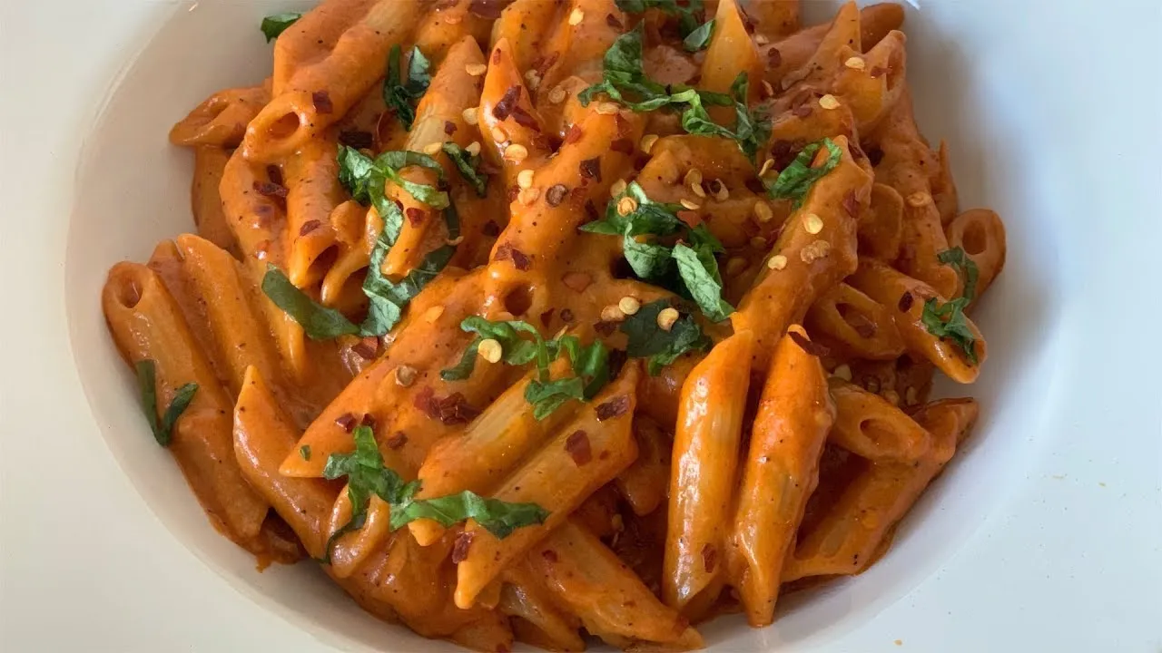 One-Pot Pasta Primavera Servings: 4 INGREDIENTS 4 cups broth of your choice 10 ounces uncooked lingu. 