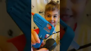 خلودة اخترع سدادة للبلوعة بورق القصدير 