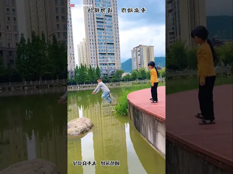 Got stuck rock in middle the river 😱😂 #RM💙#jimin#V💚#jungkook💜#viralshorts #trdendingshorts#shorts 💌