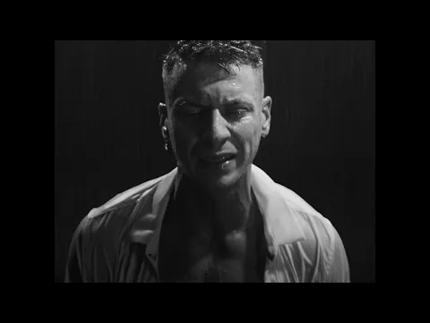 Video Thumbnail: Małach - Deszcz (Official Video)