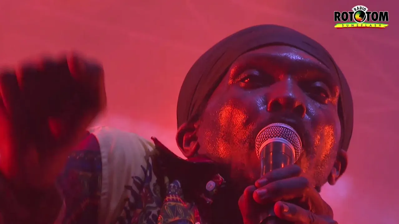 ANTHONY B sings WORLD A REGGAE MUSIC live @ Rototom Sunsplash 2019 ANTHONY B sings WORLD A REGGAE MUSIC live @ Rototom Sunsplash 2019