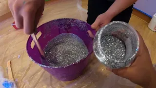 Make your own easy mess free DIY Glitter paint