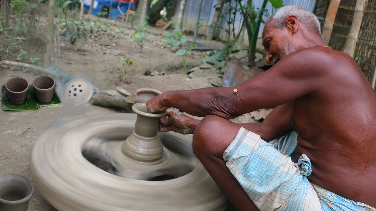 Grandpa's Pottery: Pot Making with Clay on Wheel - Talent of Bangladeshi Village Potter!