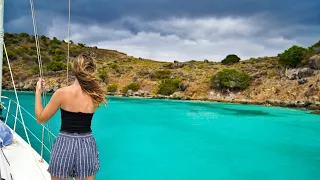 SAILING IN TO A STORM ON A 37 ft SAILBOAT! Sharing more than we should…