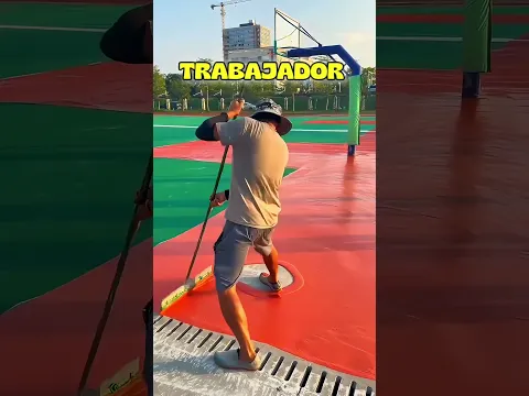 El truco del pintor para salir del estadio 🎨