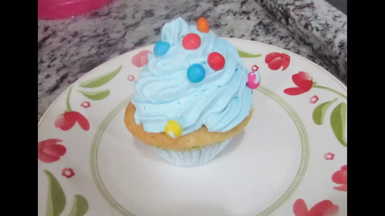 RECEITA DE CUPCAKE FÁCIL