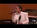 Alicia Keys’ Intimate Performance of ‘Underdog’