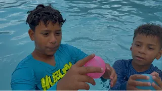 Despidiendo el verano en la piscina 🏊‍♂️ 