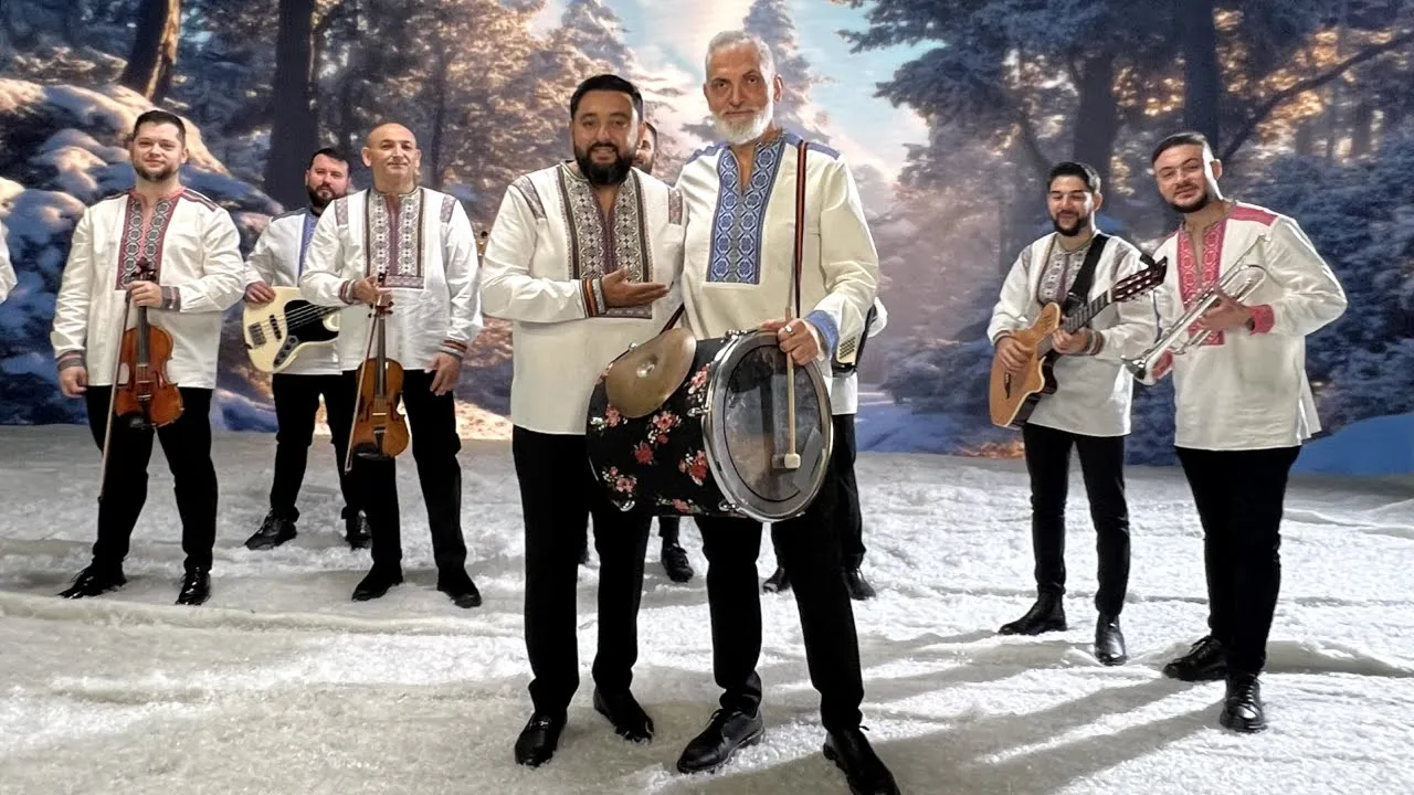 Bogdan Farcas x Damian And Brothers - Oi ajunge de Craciun
