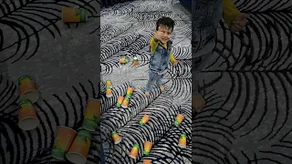 الورد كسر الاكواب كلها بس رجعهم وقت سمع صوت بابا 