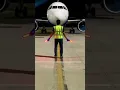 Download Lagu Marshalling the 6E way. 🙌🙅‍♂️ #youtubeshorts #Night #airport