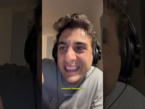 Mãos ao alto, isso é um assalto em rima!