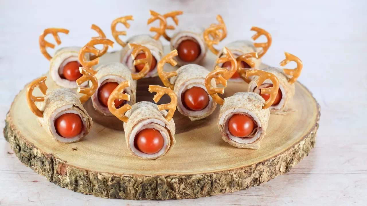 How to make Rudolf Reindeer Tortilla Roll-Ups - Fun Christmas Food