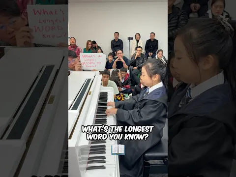 Crazy MULTITASK piano challenge! 👀🎹 #piano #pianoteacher #pianostudent #classicalmusic #musician
