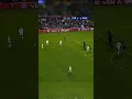 Download Lagu Real Madrid vs FC Barcelona in 2005 | Roberto Carlos Freekick made Keeper Confused #Football