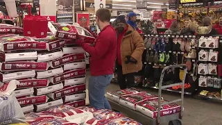 Hardware stores see major rush ahead of looming snowstorm