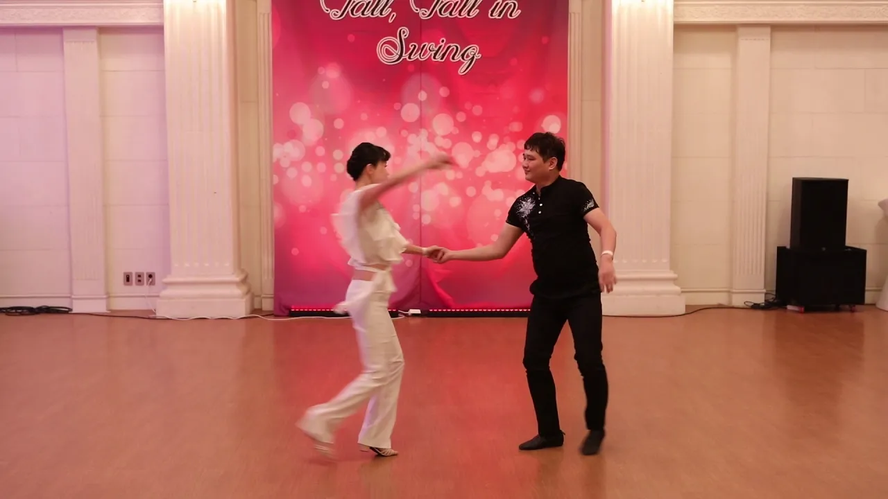 2018 Fall, Fall in Swing -  Jayoung Choi & Yeonju Cho  - Rising Stars
