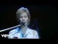 Download Lagu Daryl Hall \u0026 John Oates - Kiss On My List (Official Video)